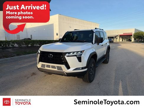 Used 2026 Lexus GX 550 AWD/4WD image 1