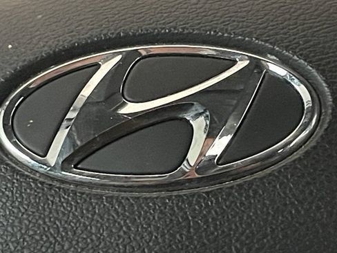 Used 2020 Hyundai Palisade SE FWD image 11