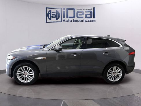 Used 2017 Jaguar F-PACE Prestige AWD/4WD image 2
