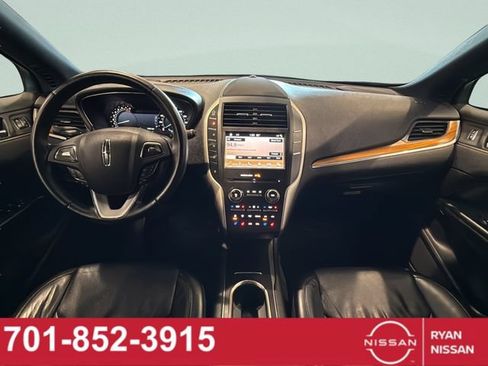 Used 2017 Lincoln MKC Reserve w/ Lincoln MKC Climate Package AWD/4WD image 10