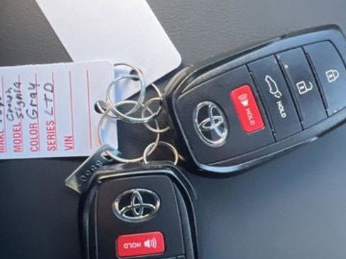 Certified 2025 Toyota Crown Signia w/ Advanced Technology Package AWD/4WD image 14