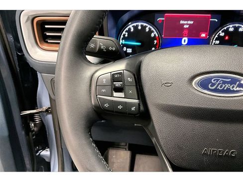 Used 2024 Ford Maverick Lariat w/ FX4 Off-Road Package image 19