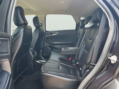 Used 2024 Ford Edge Titanium AWD/4WD image 33