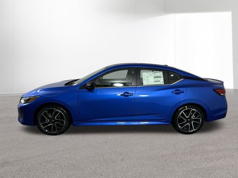 New 2025 Nissan Sentra SR image 26
