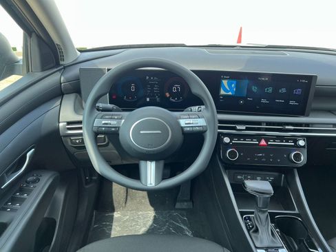 New 2026 Hyundai Tucson SEL FWD image 25