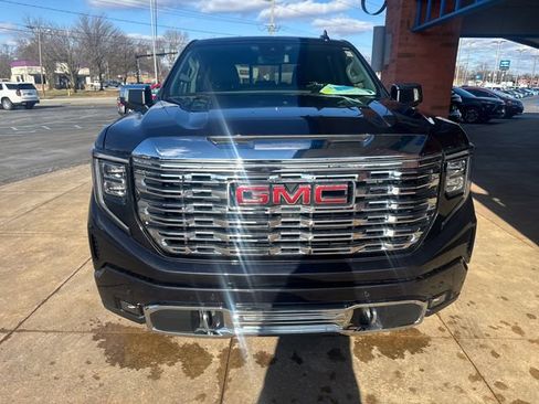 Used 2023 GMC Sierra 1500 Denali image 3