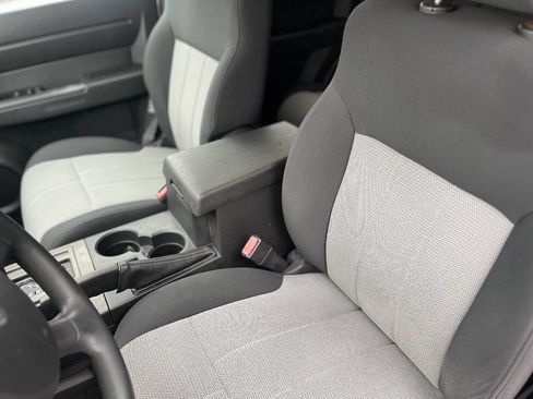 Used 2007 Dodge Nitro SXT image 9