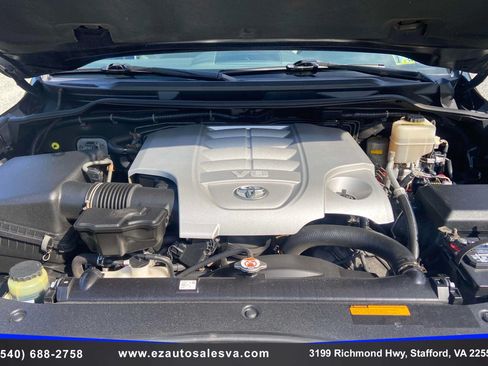 Used 2008 Toyota Land Cruiser AWD/4WD image 12