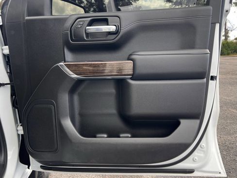 Used 2021 GMC Sierra 1500 Elevation image 15