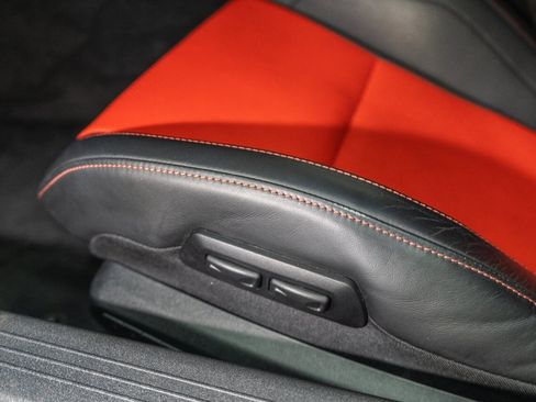 Used 2018 Mercedes-Benz AMG GT Base image 34