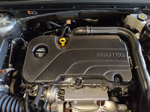 Used 2024 Chevrolet Malibu LS w/ Driver Confidence Package FWD image 30