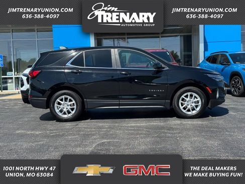 Used 2024 Chevrolet Equinox LT w/ Driver Convenience Package AWD/4WD image 1