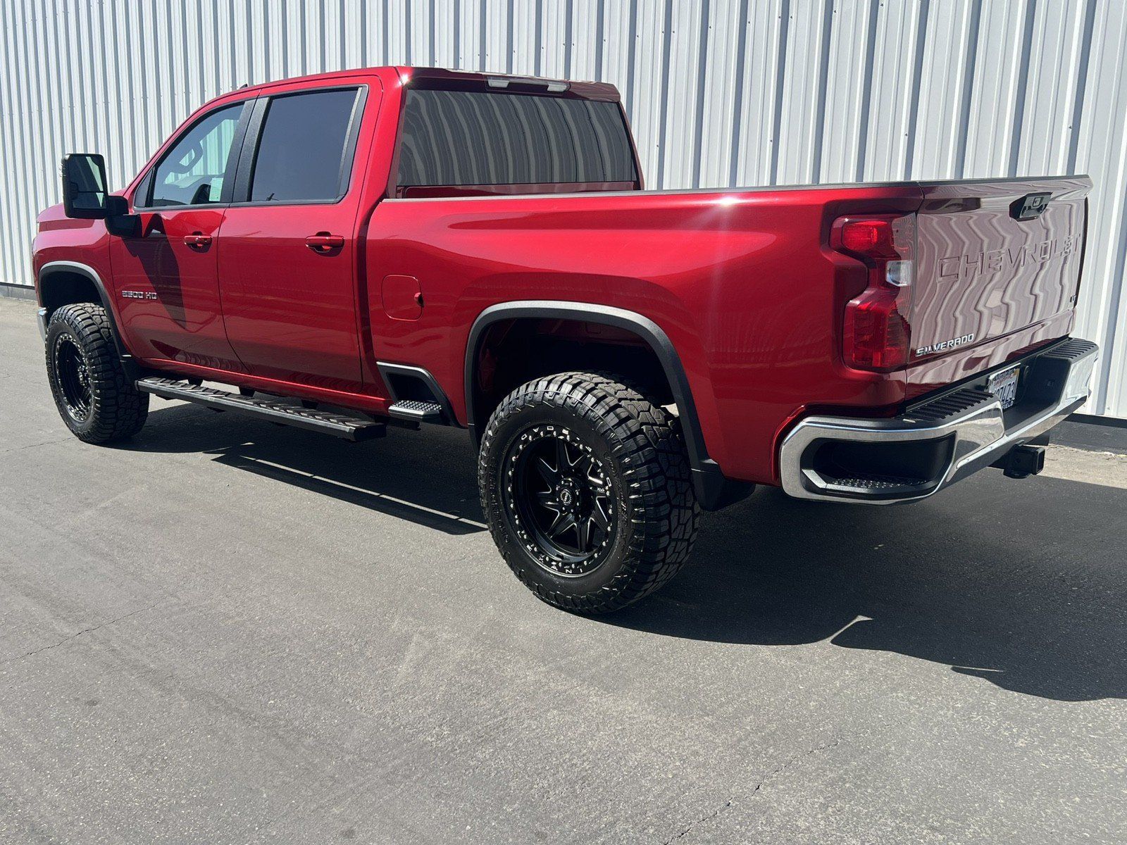 Used 2024 Chevrolet Silverado 2500 LT RWD image 4