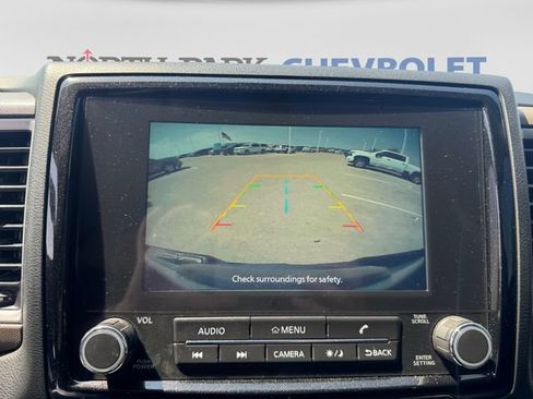 Used 2022 Nissan Frontier SV w/ Technology Package RWD image 16