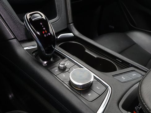 Certified 2024 Cadillac XT5 Premium Luxury image 28