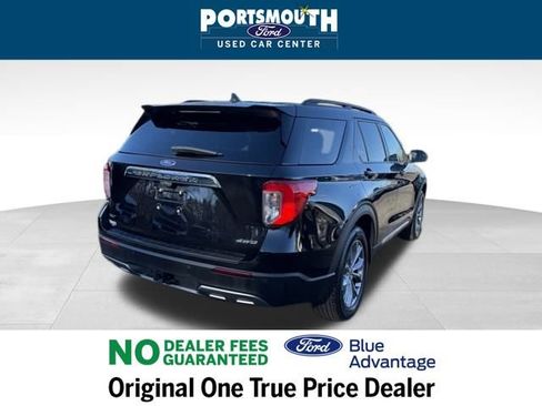 Used 2023 Ford Explorer XLT w/ Equipment Group 202A image 28