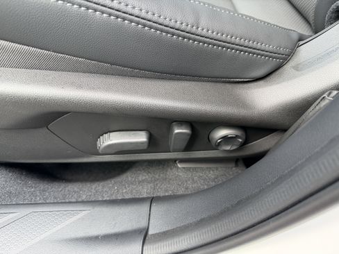 New 2026 Subaru Outback Touring image 14