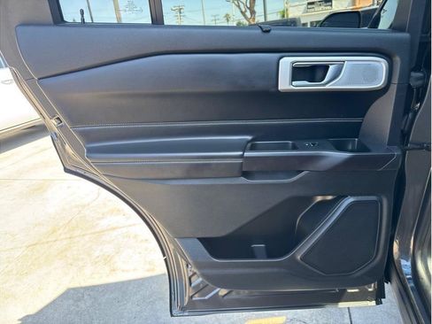 Used 2020 Ford Explorer ST w/ Premium Technology Package AWD/4WD image 15