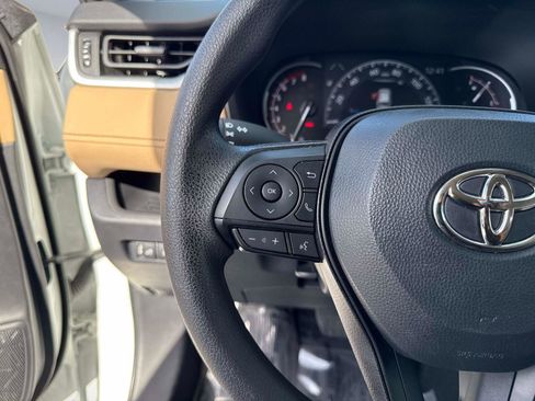 Used 2023 Toyota RAV4 XLE image 29