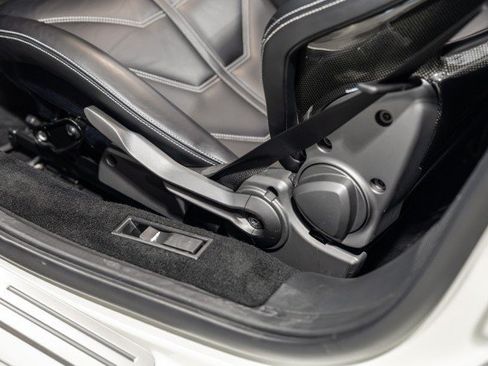 Used 2018 Ferrari 488 Spider RWD image 30