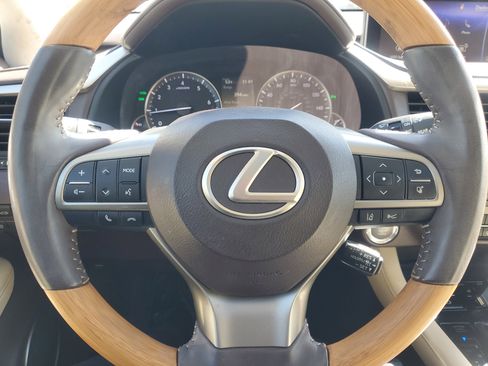 Used 2017 Lexus RX 350 FWD w/ Premium Package image 25