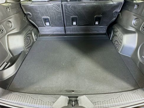Certified 2025 Subaru Forester Touring AWD/4WD image 35