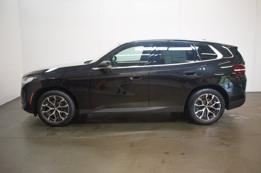 New 2026 BMW X3 xDrive30i w/ Premium Package AWD/4WD image 7