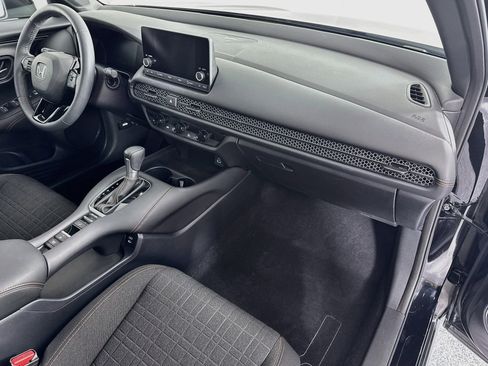Certified 2024 Honda HR-V Sport image 27