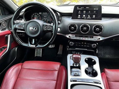 Used 2021 Kia Stinger GT2 RWD image 26