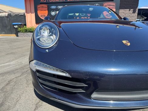 Used 2014 Porsche 911 Carrera RWD image 3
