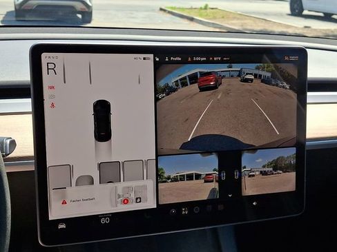 Used 2023 Tesla Model Y Long Range AWD/4WD image 21