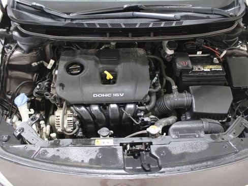 Used 2018 Kia Forte LX image 48