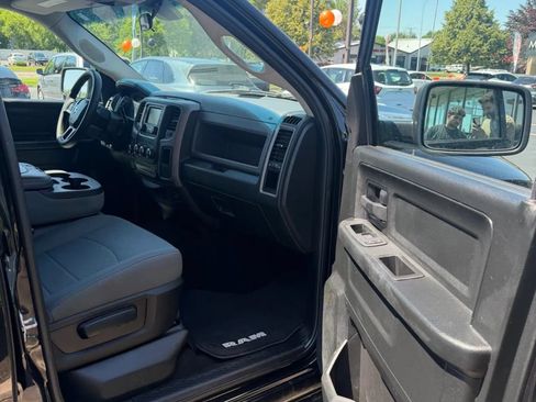 Used 2018 RAM 1500 Express w/ Wheel & Sound Group AWD/4WD image 11
