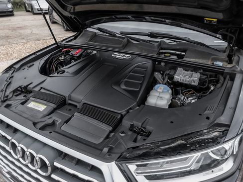 Used 2017 Audi Q7 2.0T Premium AWD/4WD image 55