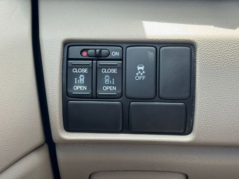 Used 2013 Honda Odyssey EX image 33