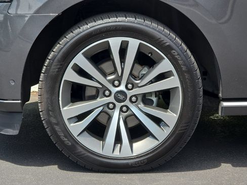 Used 2020 Ford Expedition Limited w/ Equipment Group 302A AWD/4WD image 27