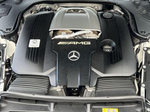 Used 2022 Mercedes-Benz SL 55 AMG 4MATIC image 34
