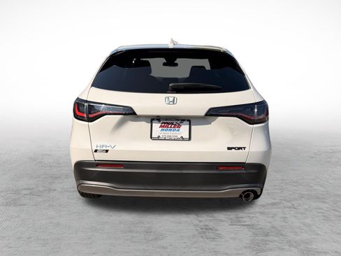 Used 2024 Honda HR-V Sport image 5