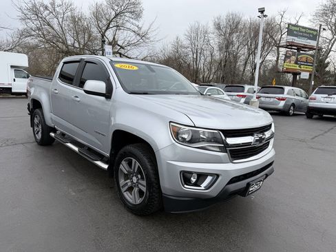 Used 2016 Chevrolet Colorado LT w/ LT Convenience Package image 3