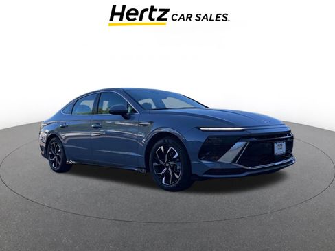 Used 2025 Hyundai Sonata SEL image 1