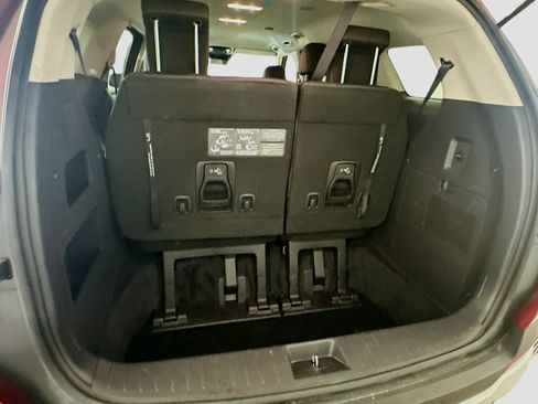 Used 2026 Kia Carnival FWD image 31