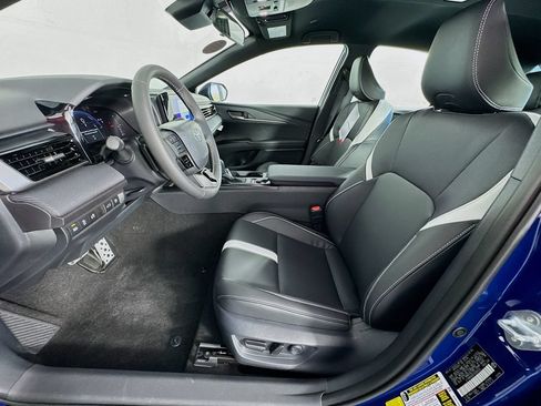 New 2026 Toyota Camry SE FWD image 14