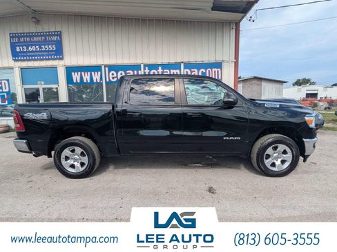 Used 2021 RAM 1500 Big Horn AWD/4WD image 2