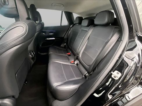 Certified 2025 Mercedes-Benz GLC 350e 4MATIC image 21