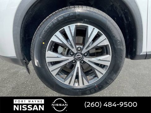 Certified 2023 Nissan Rogue SV AWD/4WD image 11