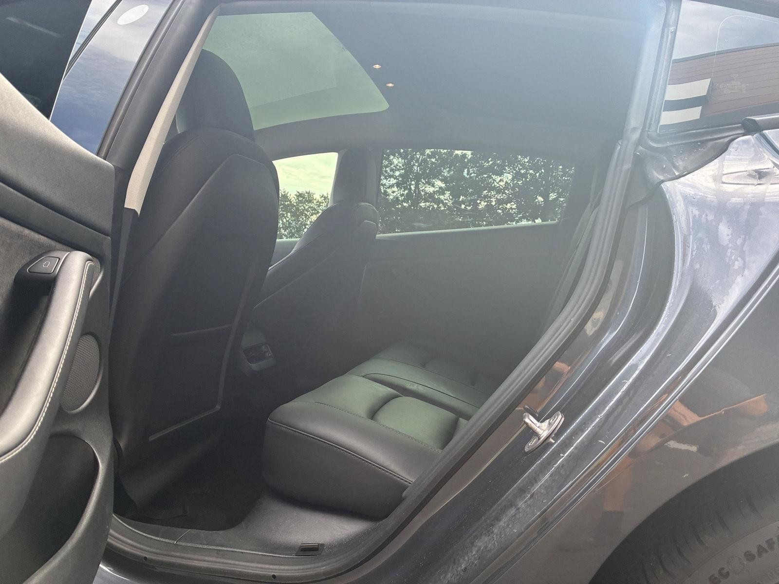 Used 2023 Tesla Model 3 Standard Range RWD image 17