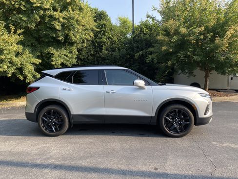 Used 2022 Chevrolet Blazer LT FWD image 10