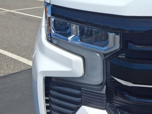 Certified 2024 Chevrolet Silverado 1500 LT Trail Boss w/ LT Trail Boss Premium Package AWD/4WD image 9