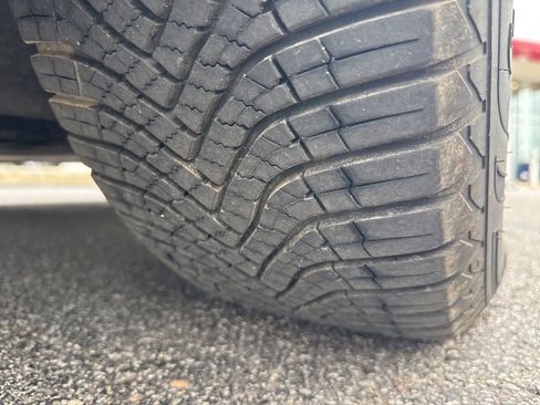 Used 2023 Toyota Sienna XLE image 48