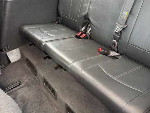 Used 2017 GMC Acadia Limited SLT image 13